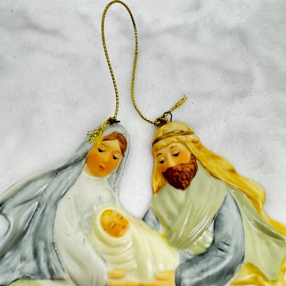 Vtg Holy Family Nativity Scene 4.25" Ornament Jesus... God's Gift! Manger Cerami - Picture 4 of 7